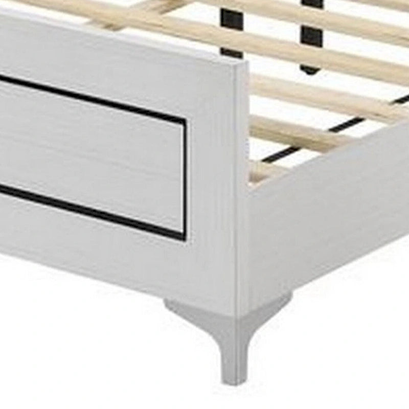 Elegante Letto Matrimoniale Queen Size, Profili LED, Testiera Trapuntata con Bottoni, Bianco